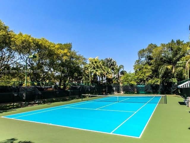 19901 E Country Club Dr, Unit 2405, Aventura, FL 33180 Photo