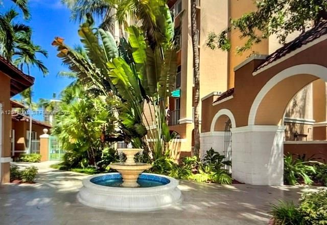 19901 E Country Club Dr, Unit 2405, Aventura, FL 33180 Photo