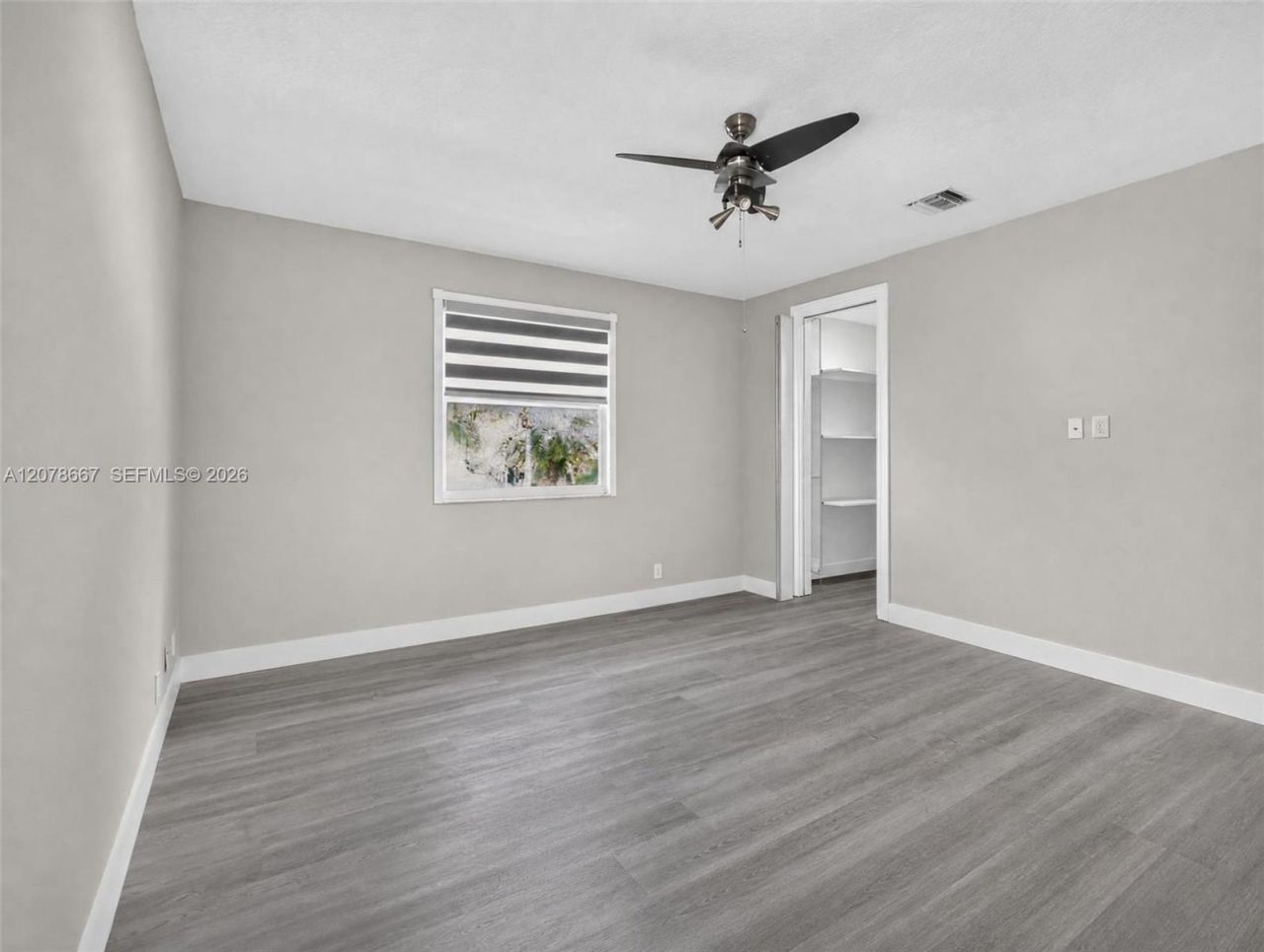 1371 Victoria Isle Dr , Weston, FL 33327 Photo