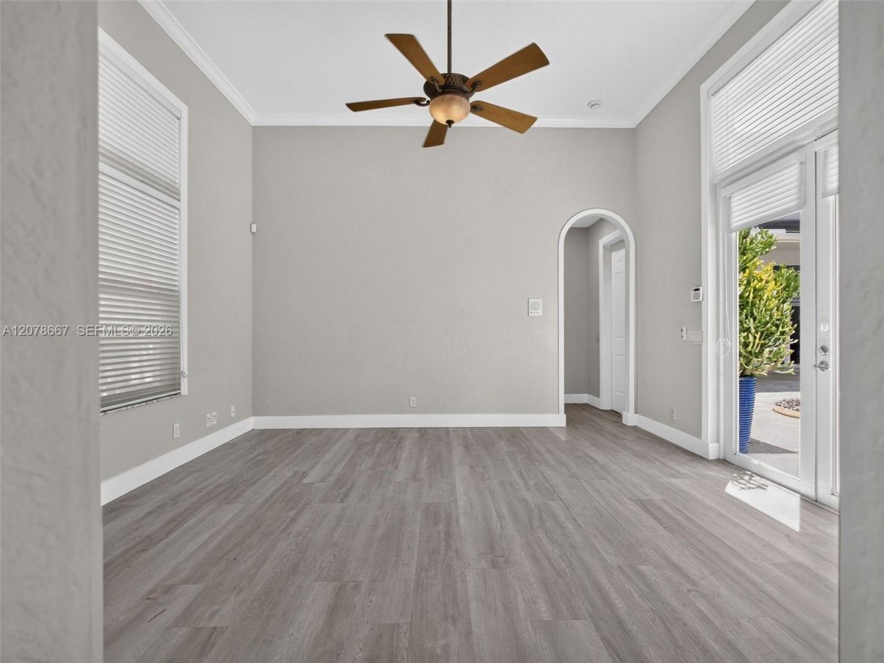 1371 Victoria Isle Dr , Weston, FL 33327 Photo
