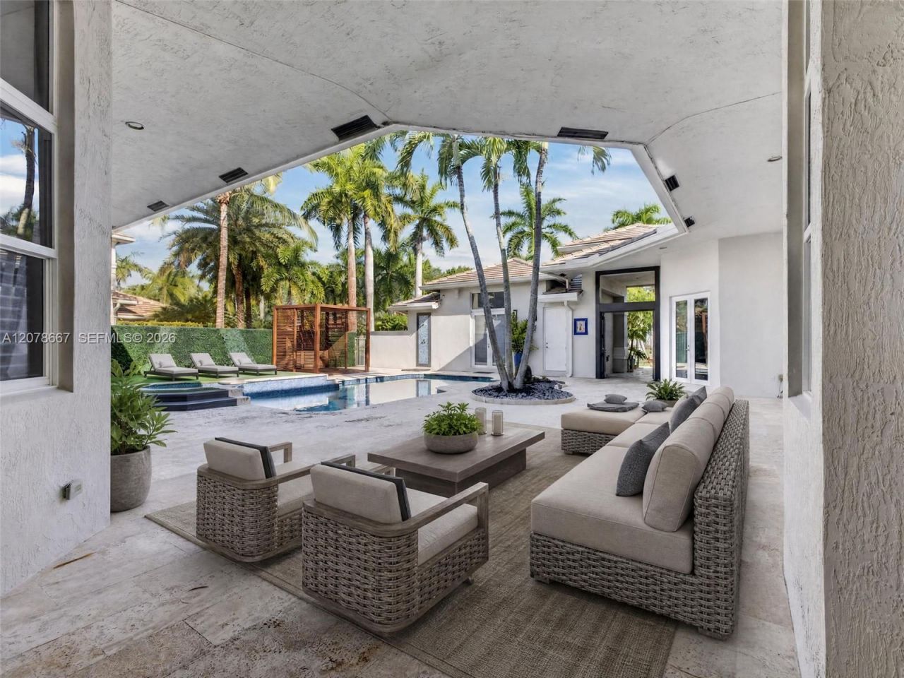 1371 Victoria Isle Dr , Weston, FL 33327 Photo