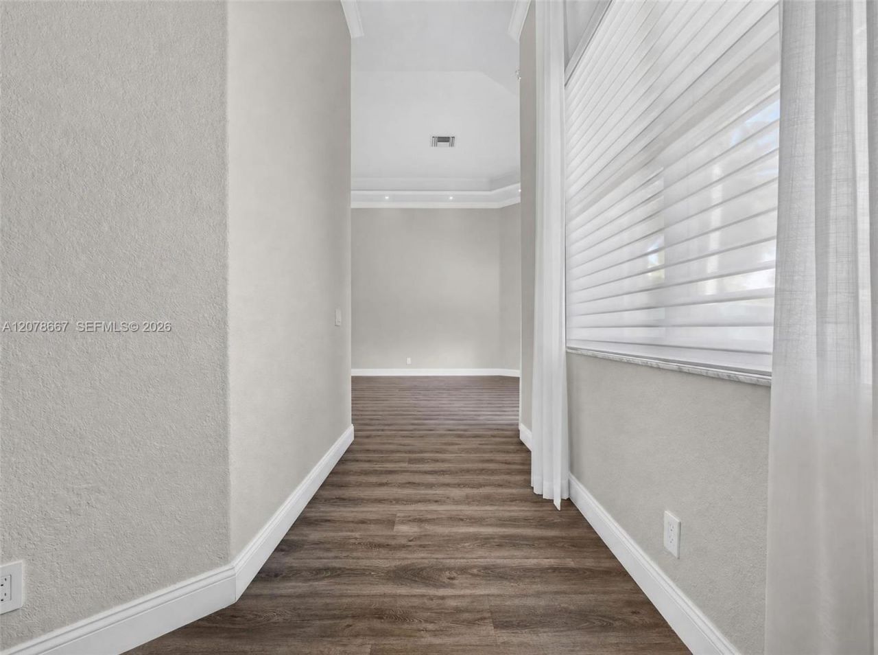 1371 Victoria Isle Dr , Weston, FL 33327 Photo