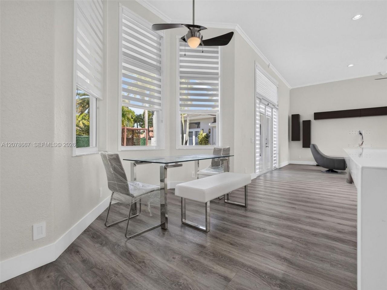 1371 Victoria Isle Dr , Weston, FL 33327 Photo