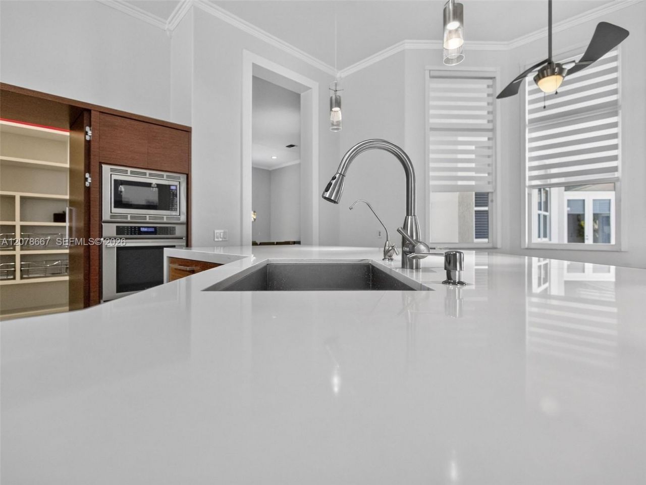 1371 Victoria Isle Dr , Weston, FL 33327 Photo