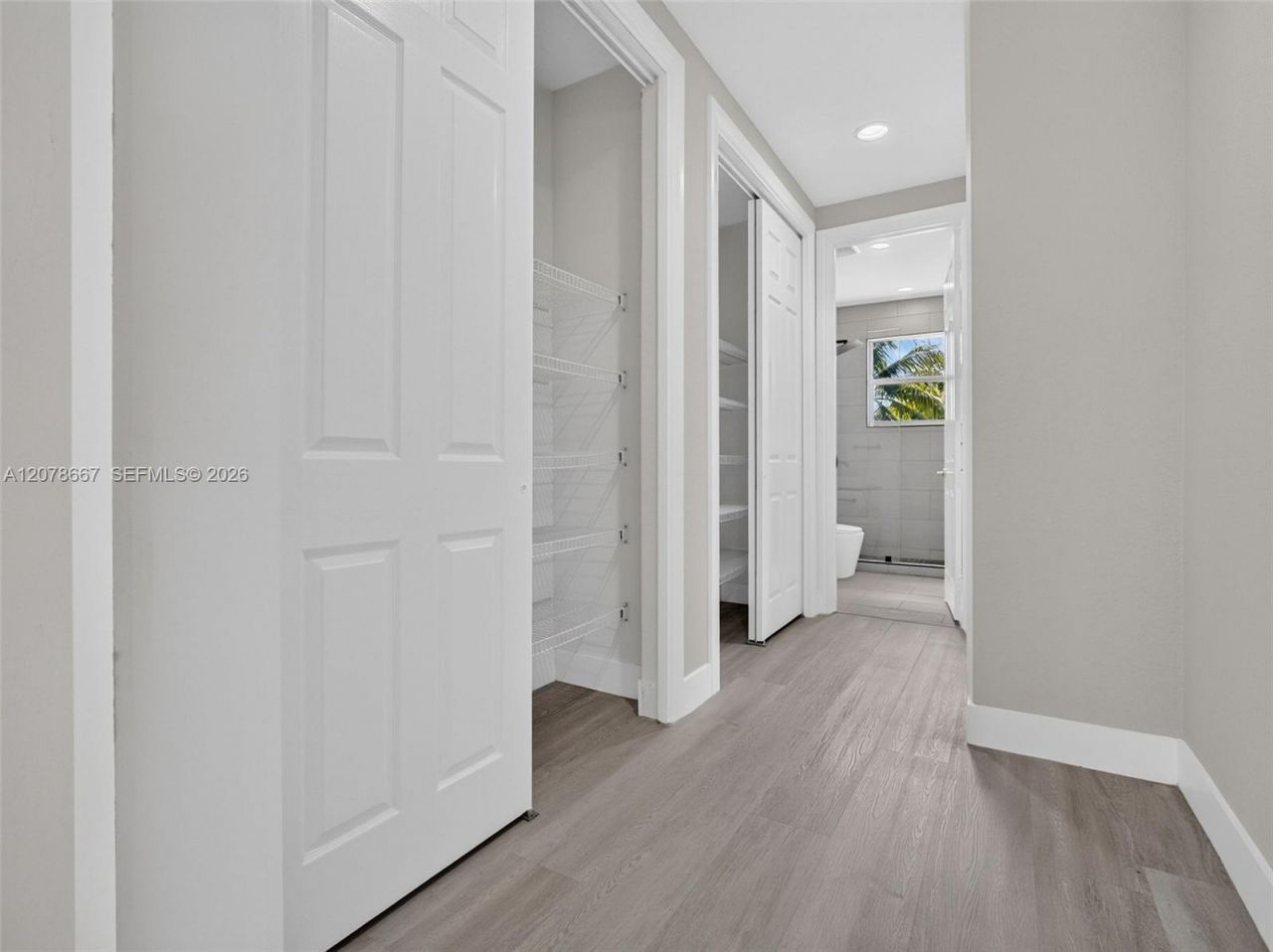 1371 Victoria Isle Dr , Weston, FL 33327 Photo