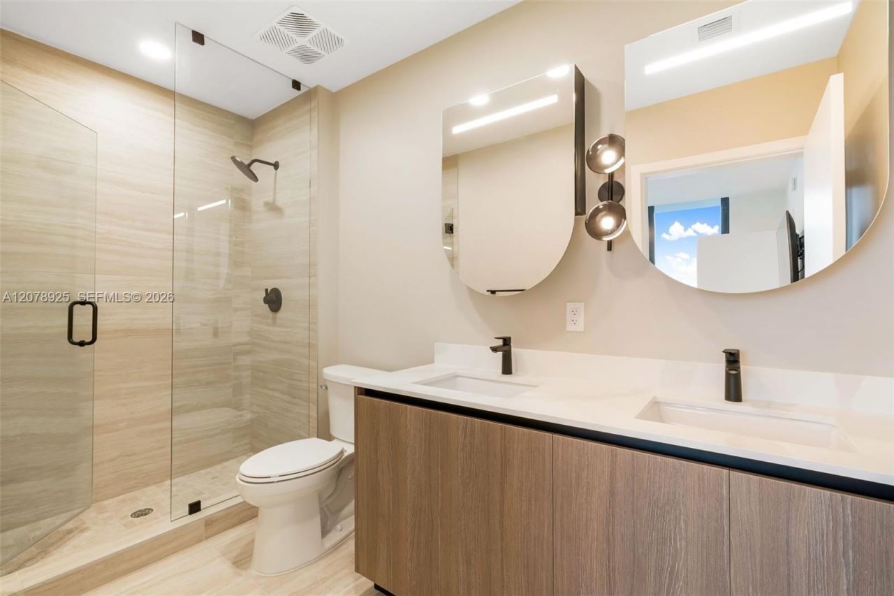 580 72nd Street, Unit PH02, Miami Beach, FL 33141 Photo