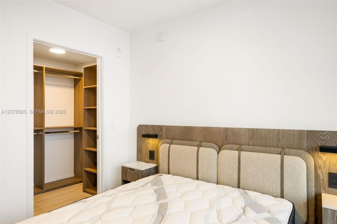 580 72nd Street, Unit PH02, Miami Beach, FL 33141 Photo
