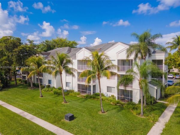 5780 Rock Island Rd , Unit 366, Tamarac, FL 33319