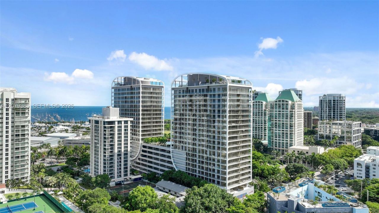 2678 Tigertail Ave , Unit 1705, Miami, FL 33133 Photo