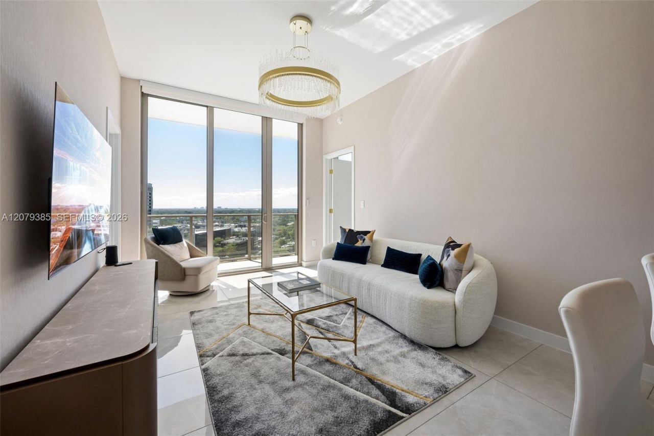 2678 Tigertail Ave , Unit 1705, Miami, FL 33133 Photo