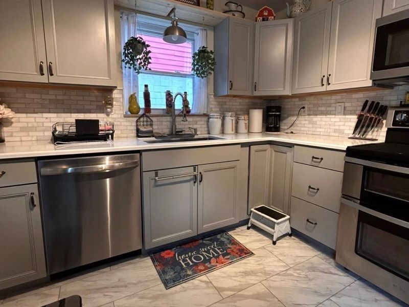 4755 Winton Road, Cincinnati, OH 45232 Photo 8
