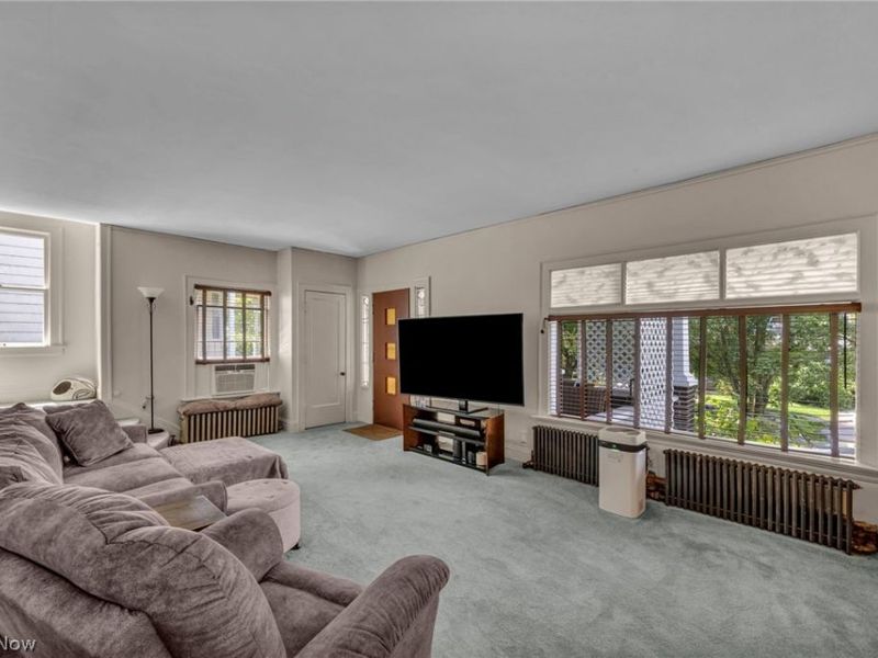 2205 Grandview Avenue, Cleveland Heights, OH 44106 Photo 11