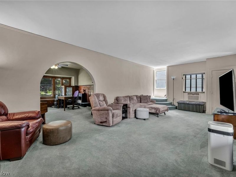 2205 Grandview Avenue, Cleveland Heights, OH 44106 Photo 12