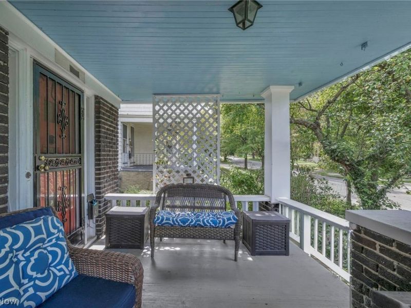 2205 Grandview Avenue, Cleveland Heights, OH 44106 Photo 5