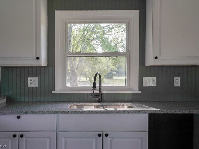 565 Black Sea Road, Jefferson, OH 44047 Photo 7