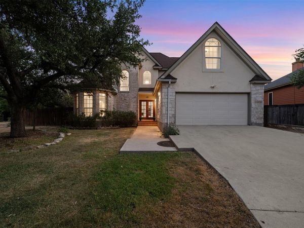 72 Crazy Cross RD, Wimberley, TX 78676