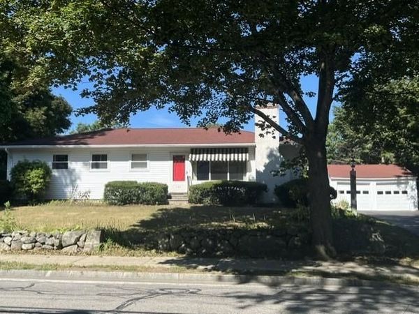 124 mill Road, Hampton, NH 03842