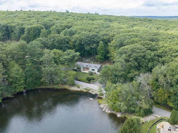 48 Davis Rd, Millbury, MA 01527