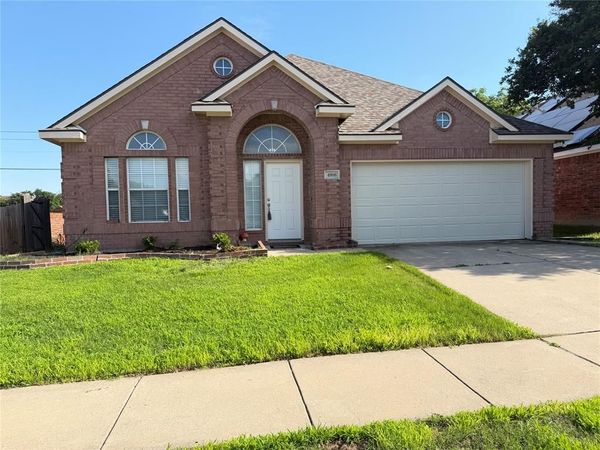 4916 Drexel Drive, Fort Worth, TX 76137
