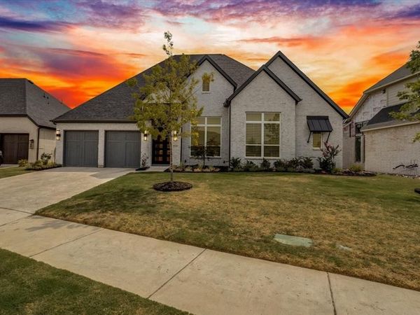 2208 Sarah Drive, Rockwall, TX 75087