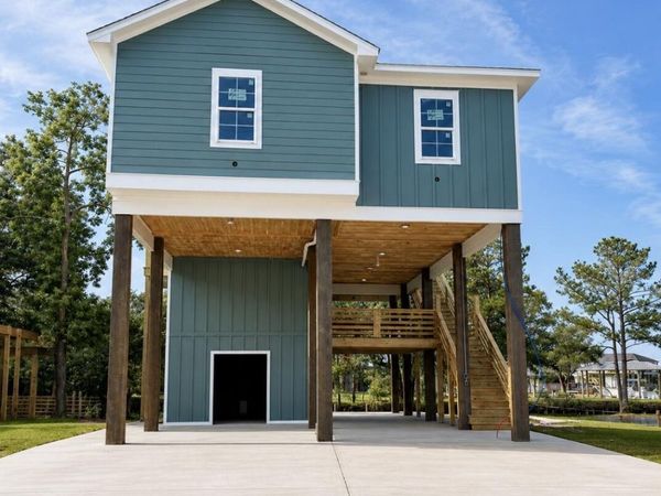 4199 20th Avenue, Bay Saint Louis, MS 39520