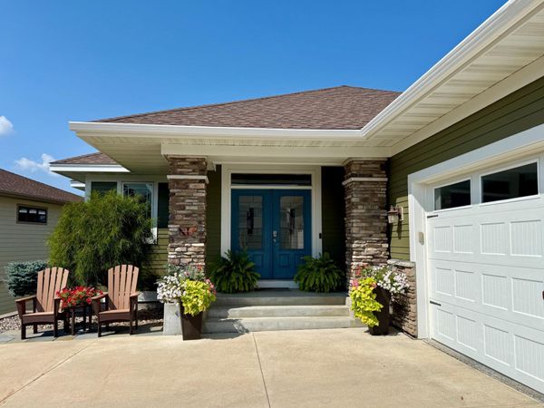 680 Indigo Lane, Northfield, MN 55057