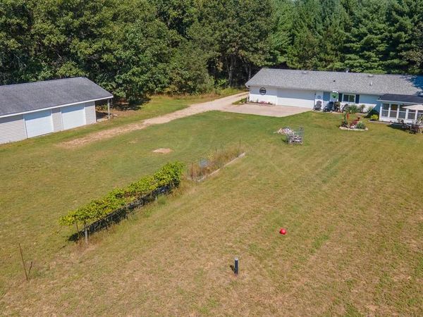W6583 PORTERS LAKE ROAD, Wautoma, WI 54982