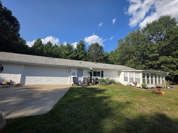 W6583 PORTERS LAKE ROAD, Wautoma, WI 54982