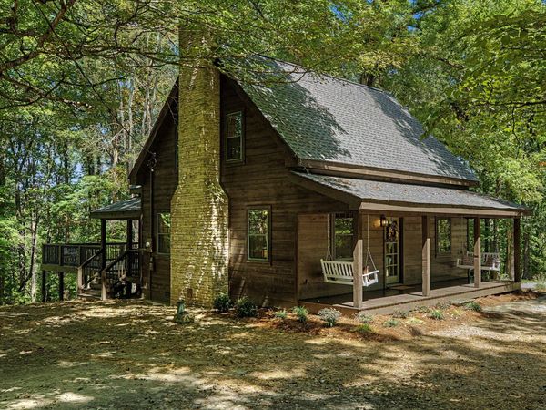 1453 Hawkins Rd , White Bluff, TN 37187