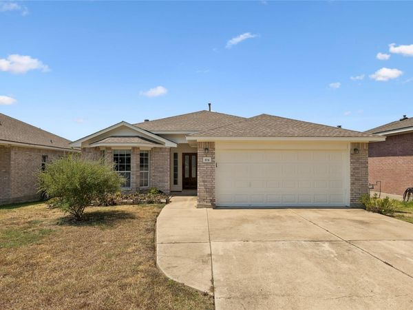 104 Cavalry TRL , Elgin, TX 78621