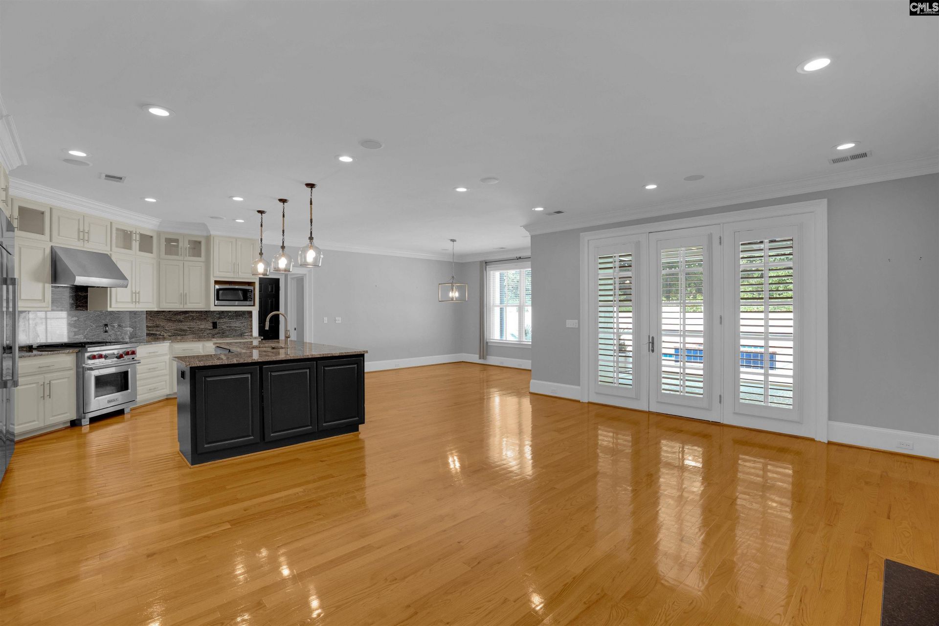 4501 Crape Myrtle Lane  Photo 14