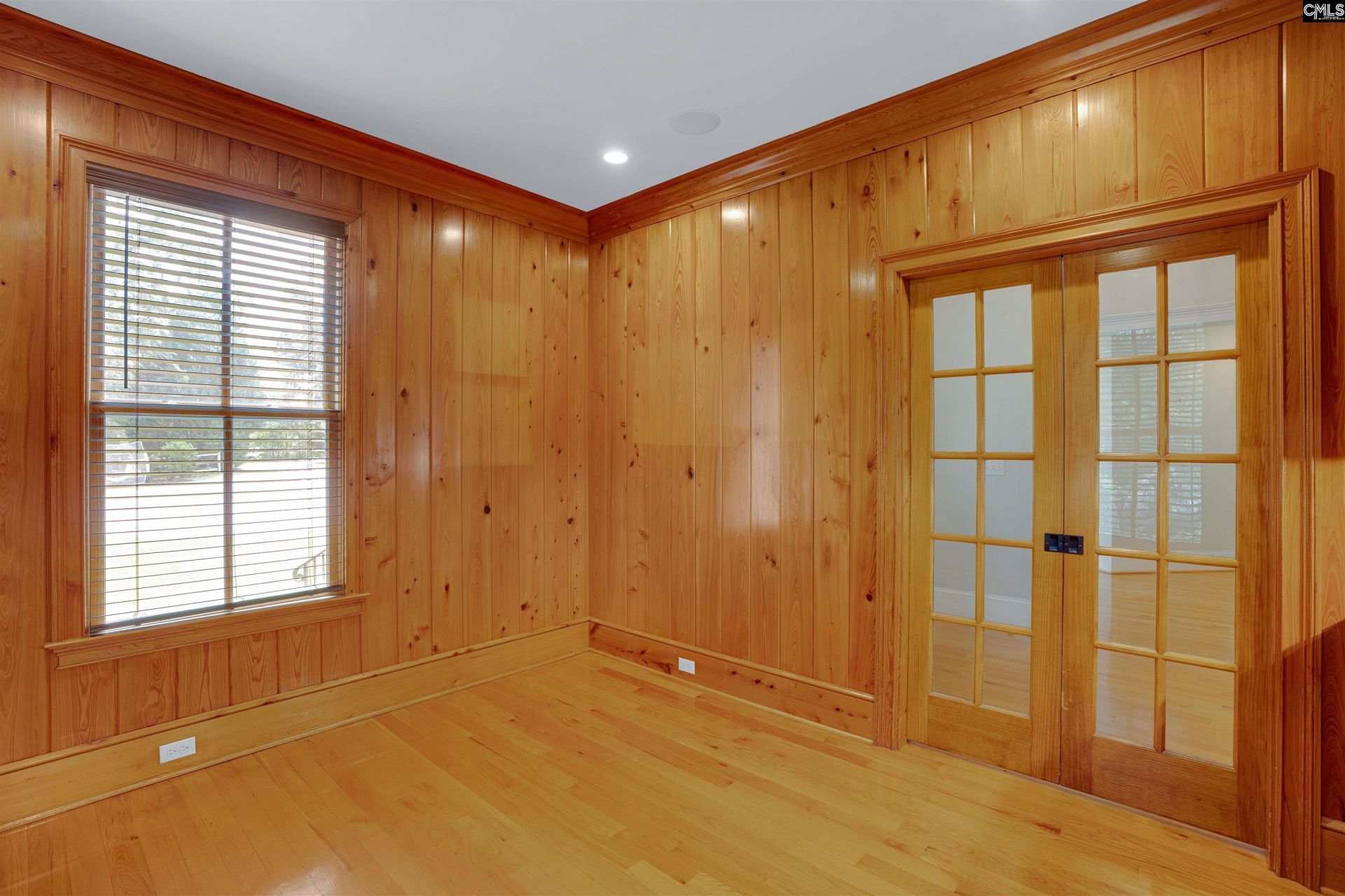 4501 Crape Myrtle Lane  Photo 8