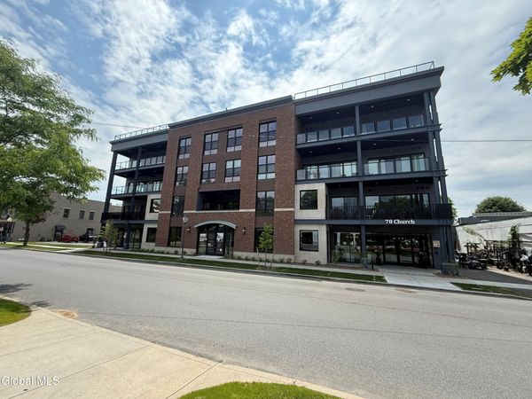 78 Church Street, Unit 201, Saratoga Springs, NY 12866