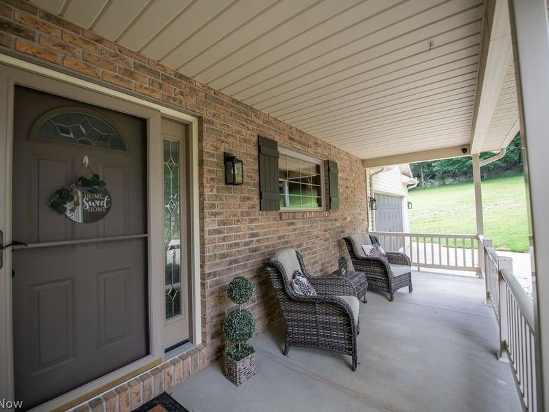 1751 Sandlewood Drive SE, New Philadelphia, OH 44663 Photo 9
