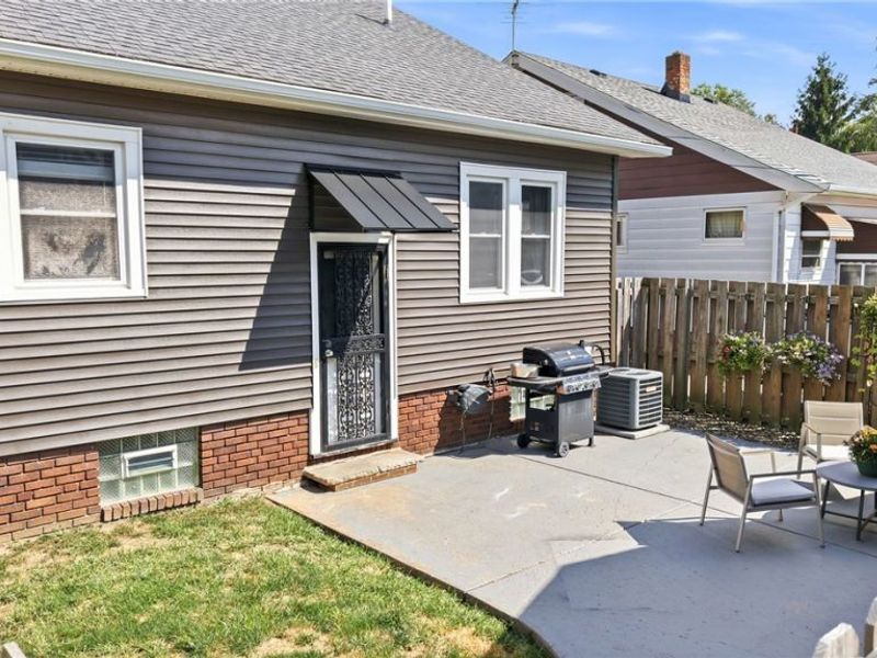 3952 W 162nd Street, Cleveland, OH 44111 Photo 16