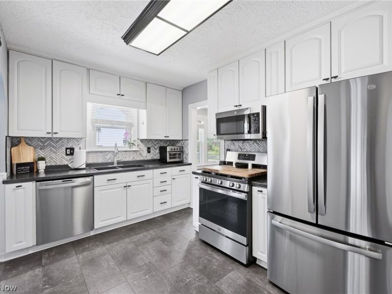 3952 W 162nd Street, Cleveland, OH 44111 Photo 28