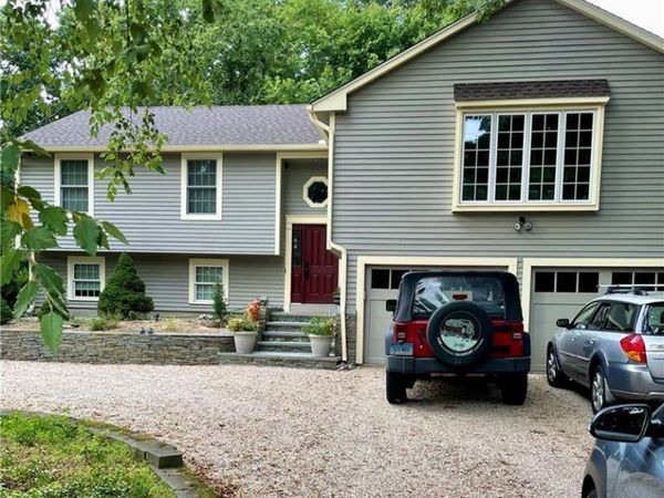 15 Oak Hill , Clinton, CT 06413