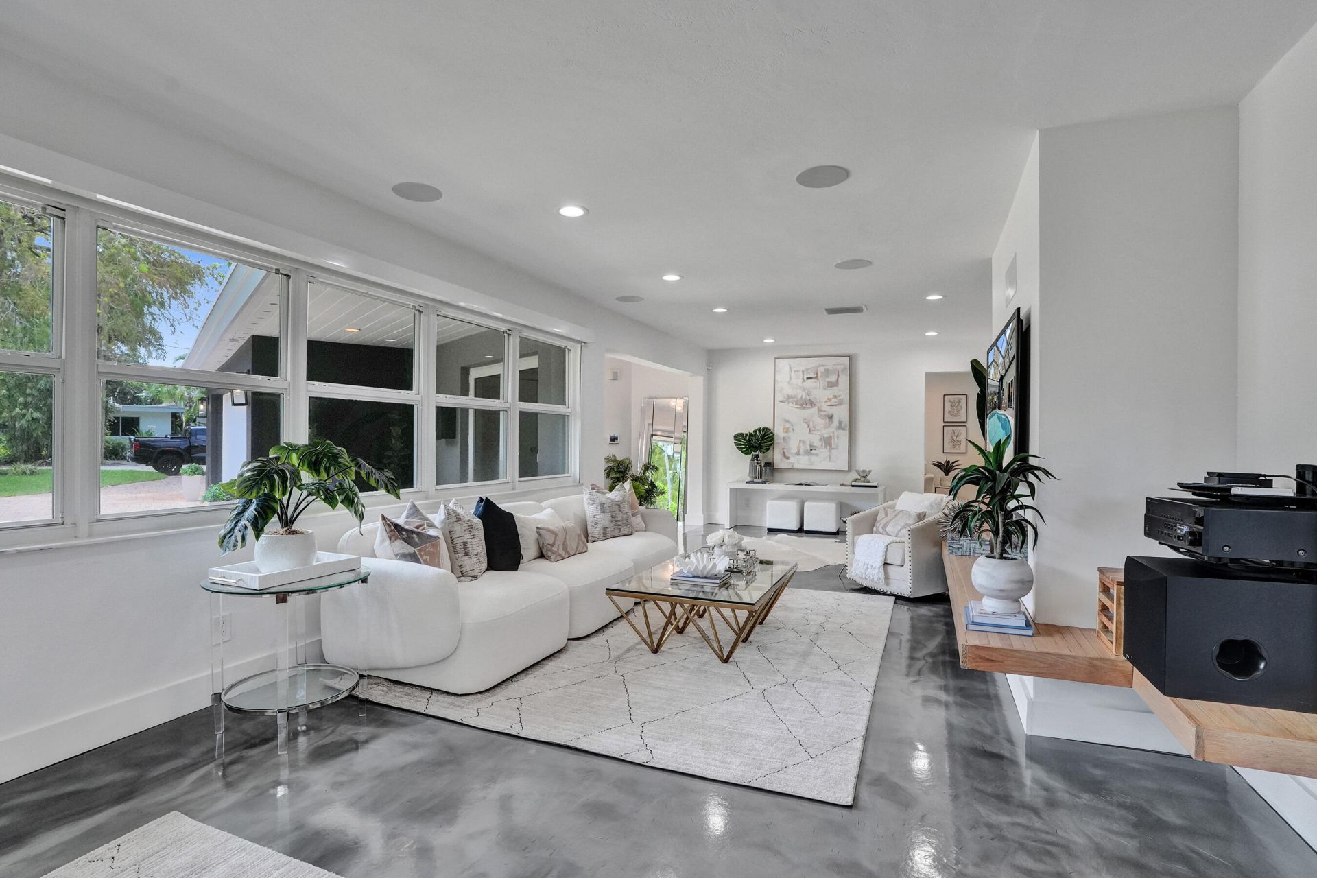 351 NW 32nd Court, Oakland Park, FL 33309 Photo