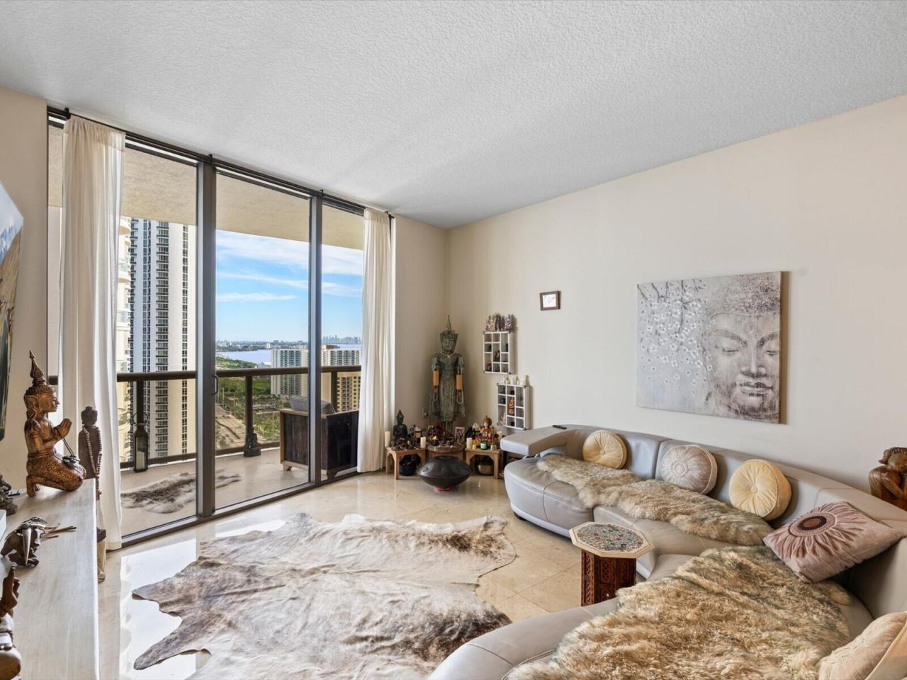 16275 Collins Avenue, Unit 2403, Sunny Isles Beach, FL 33160 Photo