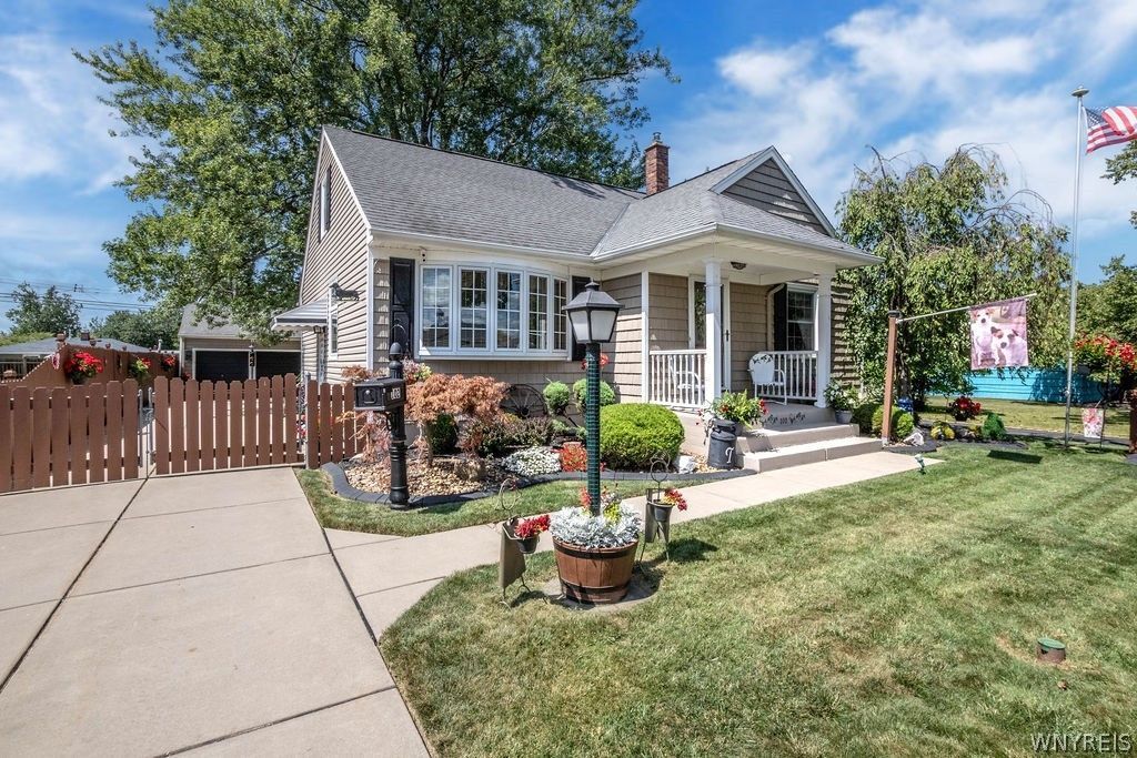 102 Glenhurst Road , Tonawanda, NY 14150 Main Photo