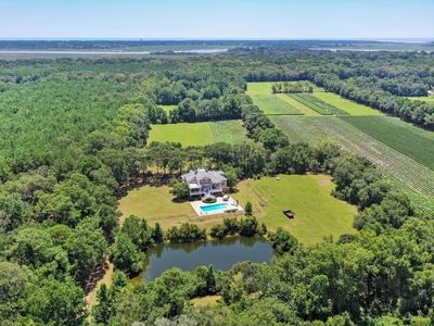 Wadmalaw Island, SC 29487