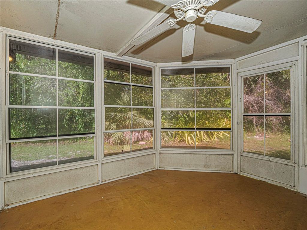 2755 6th Place, Vero Beach, FL 32968 Photo