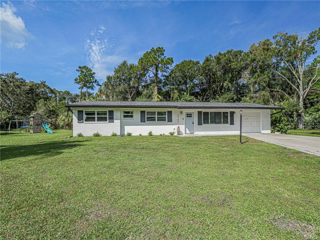 2755 6th Place, Vero Beach, FL 32968 Photo