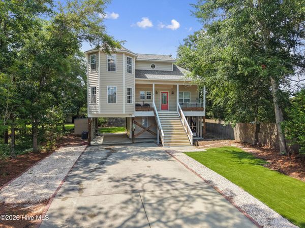 117 NE 33rd Street , Oak Island, NC 28465
