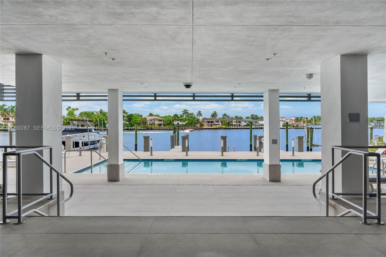 435 Bayshore Dr, Unit 703, Fort Lauderdale, FL 33304 Photo