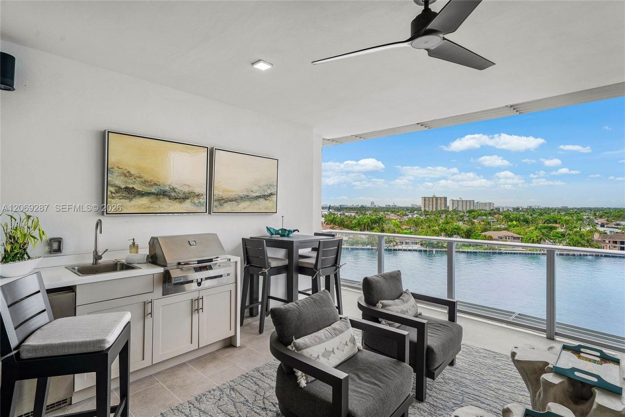 435 Bayshore Dr, Unit 703, Fort Lauderdale, FL 33304 Photo