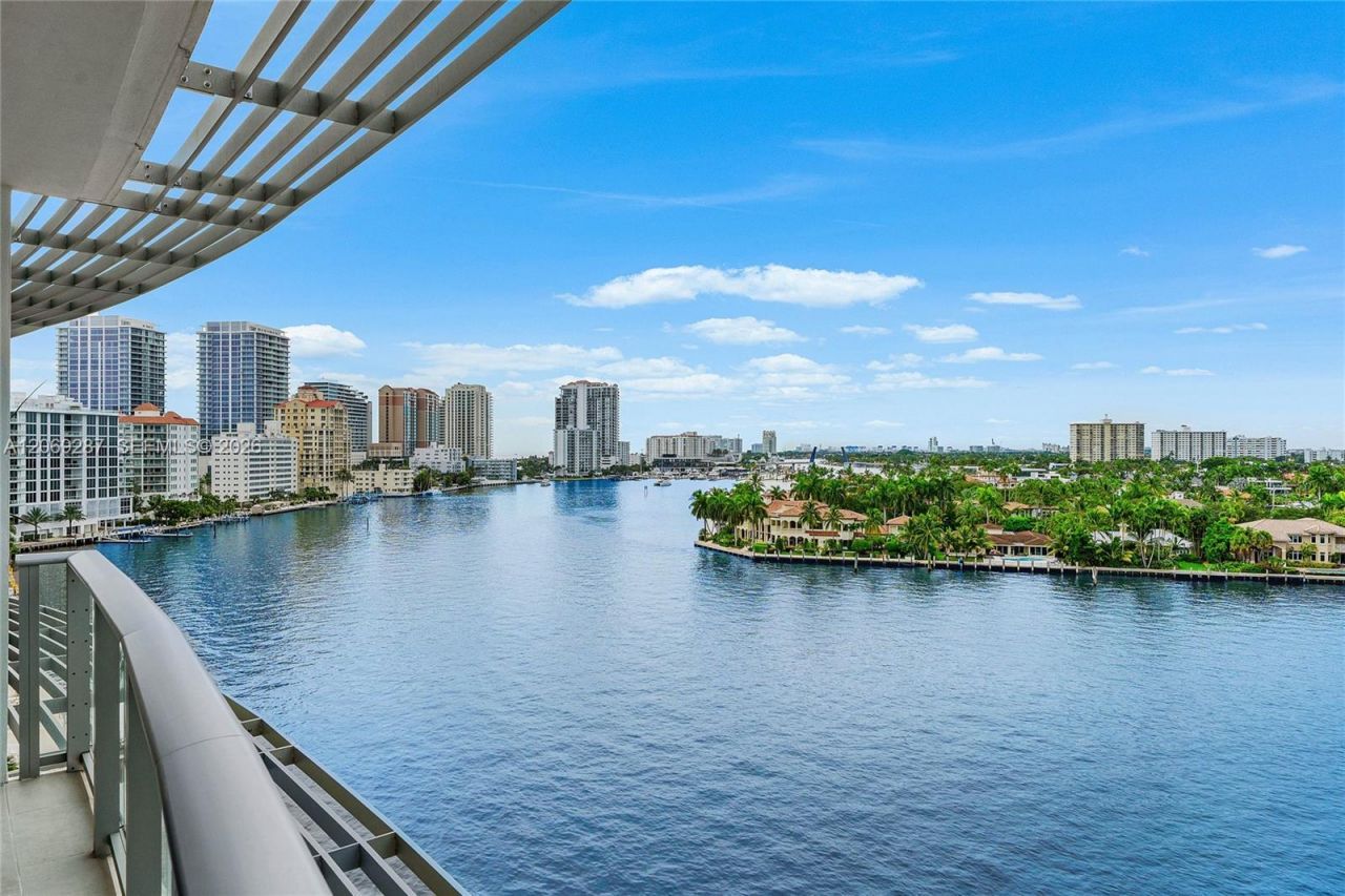 435 Bayshore Dr, Unit 703, Fort Lauderdale, FL 33304 Photo