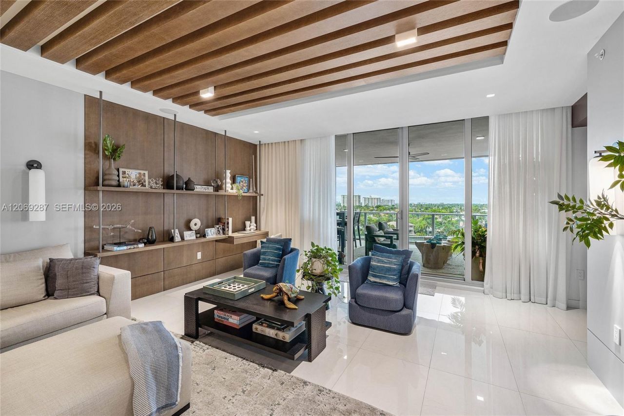 435 Bayshore Dr, Unit 703, Fort Lauderdale, FL 33304 Photo