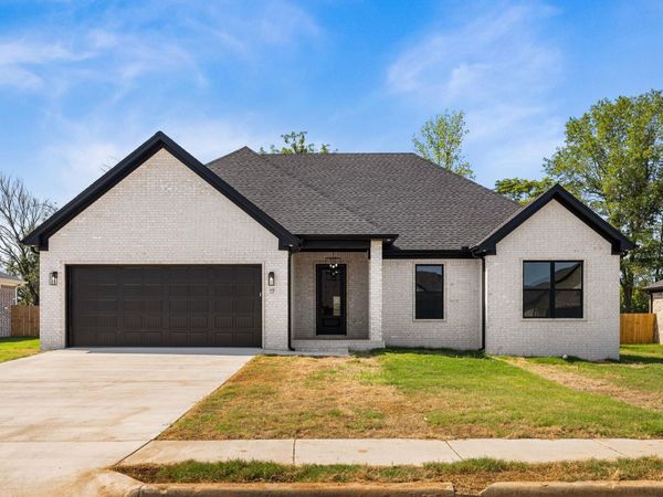 17 Libra Lane, Ward, AR 72176