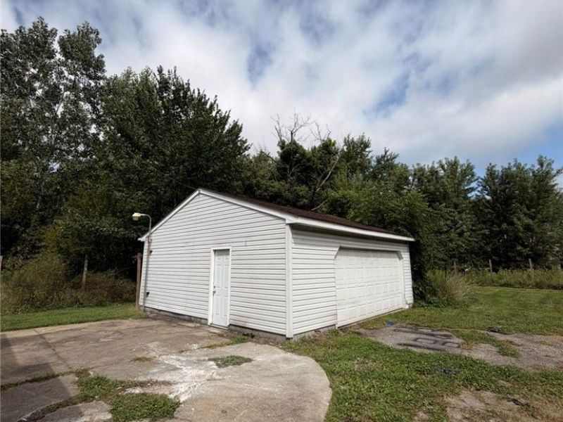 908 Palmyra Road SW, Warren, OH 44485 Photo 21